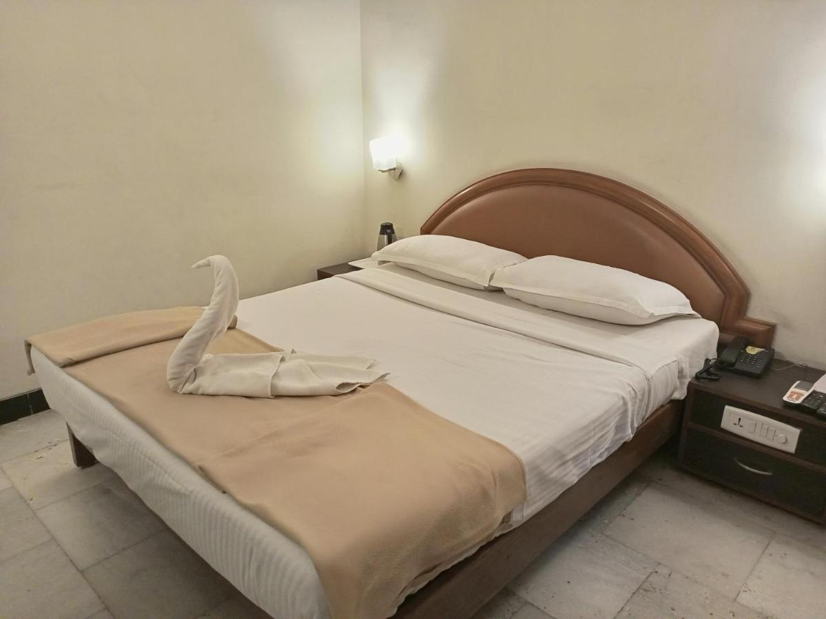 Senthil Residency Hotel Dindigul Exterior foto