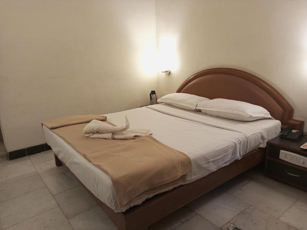 Senthil Residency Hotel Dindigul Exterior foto