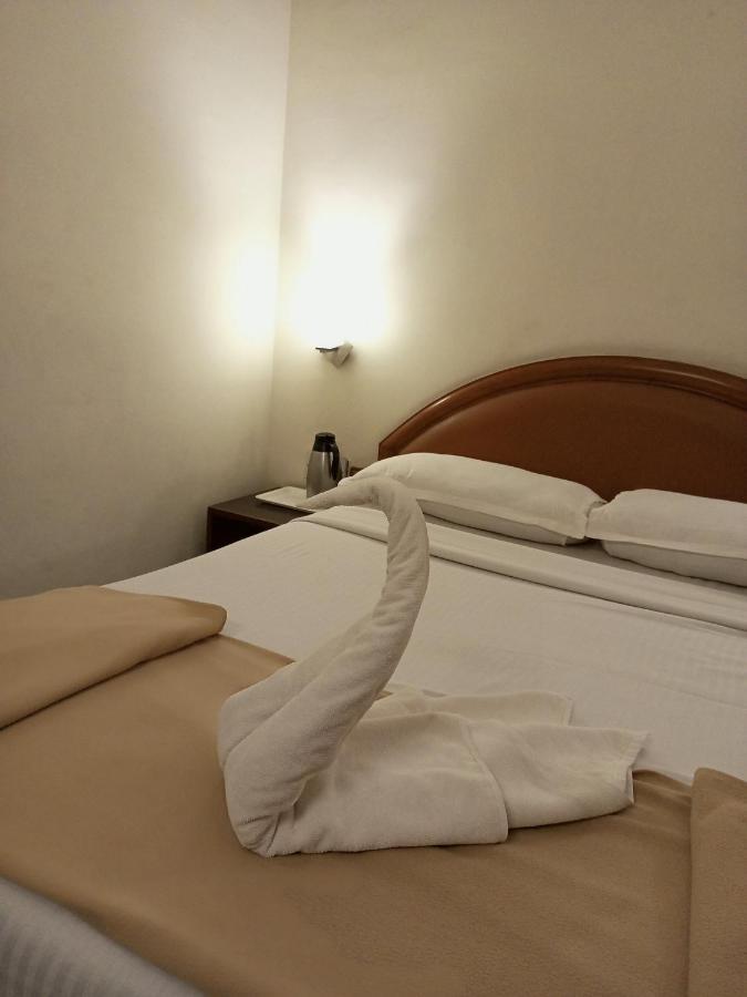 Senthil Residency Hotel Dindigul Exterior foto