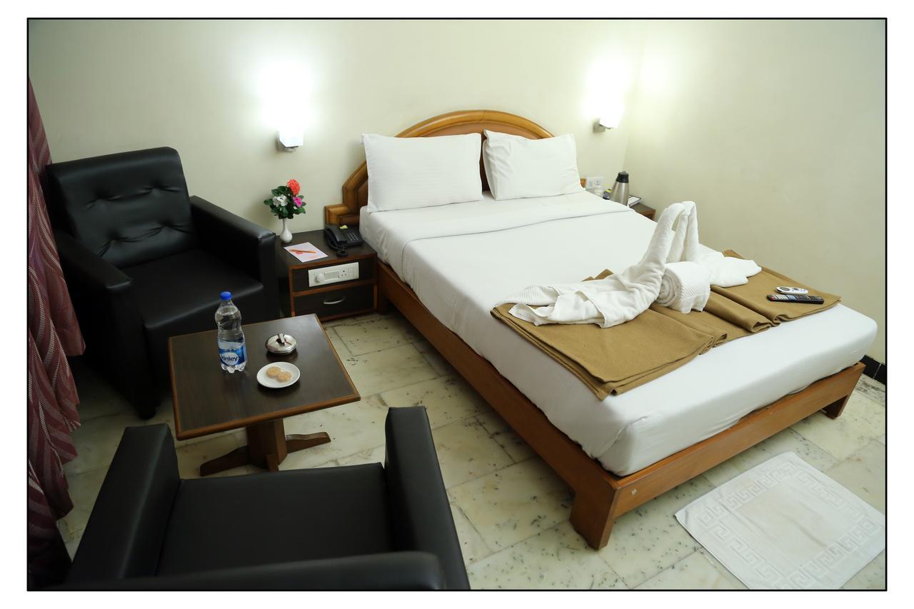 Senthil Residency Hotel Dindigul Habitación foto